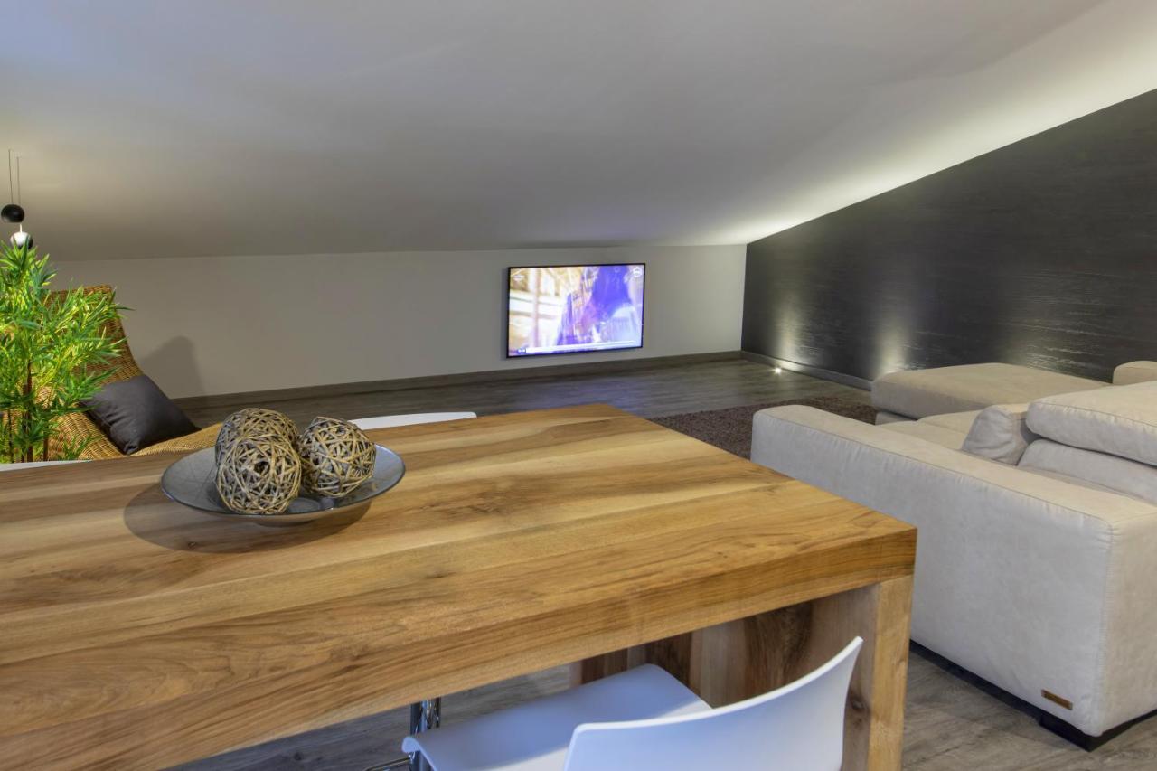 Panoramic Penthouse In The Historical Center Apartment Домодосола Екстериор снимка